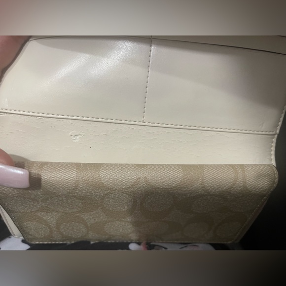 *REDUCED***Coach Signature Tri-Fold Long Leather Wallet with checkbook insert - Picture 14 of 14